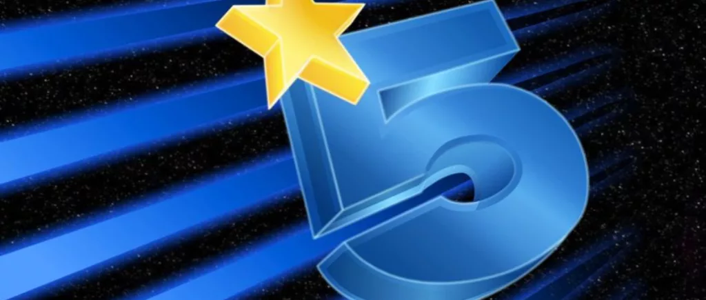 écran avec logo La Cinq